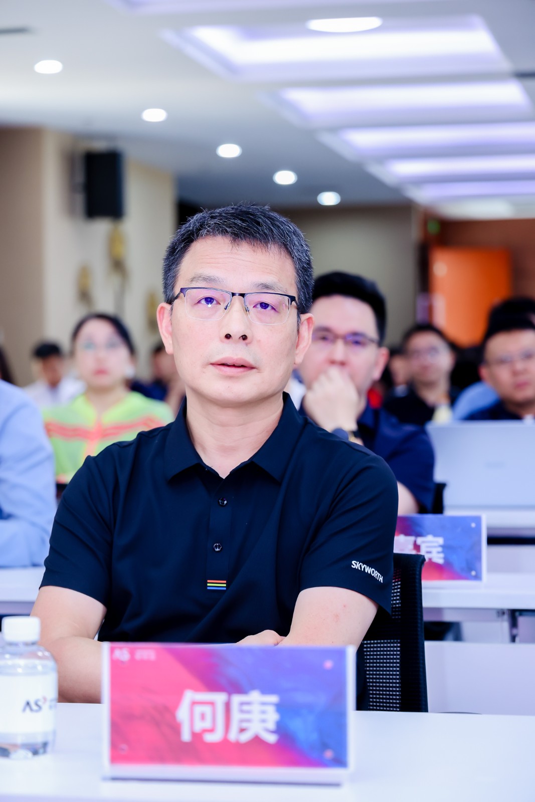 1761891886273082229.jpg 2EAXziBc.jpg